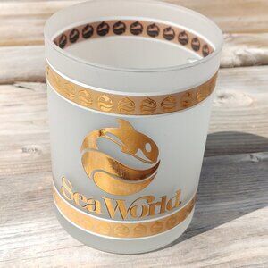 Vintage Sea World Mug Frosted Penguins 1985